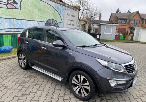 Kia Sportage cena 48900 przebieg: 211000, rok produkcji 2012 z Kutno małe 277